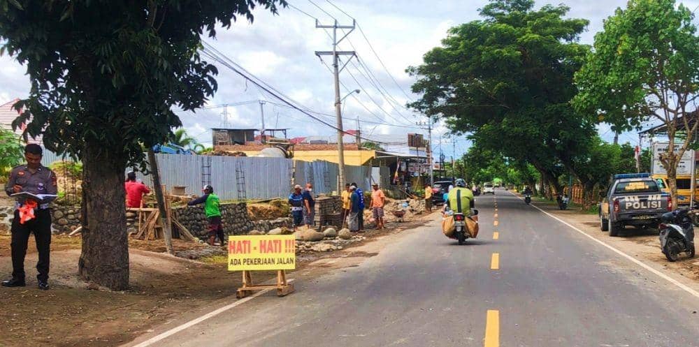 Hendak ke Kafe Miliknya, Anggota DPRD Dompu Tewas Ditabrak Motor