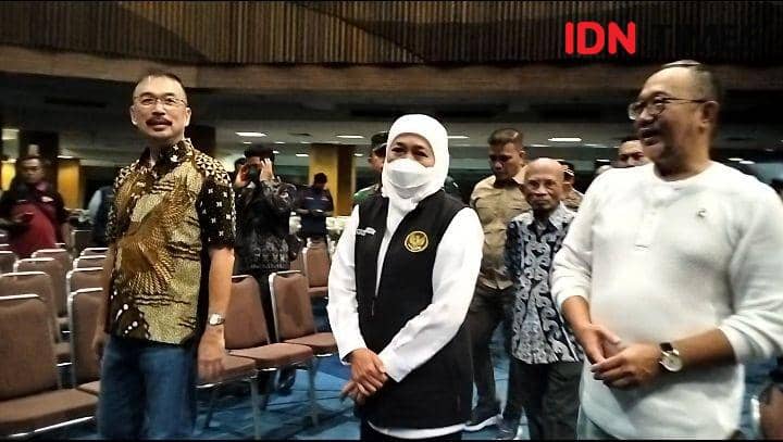 Khofifah Larang Konvoi Saat Tahun Baru, Ajak Selawatan di Masjid