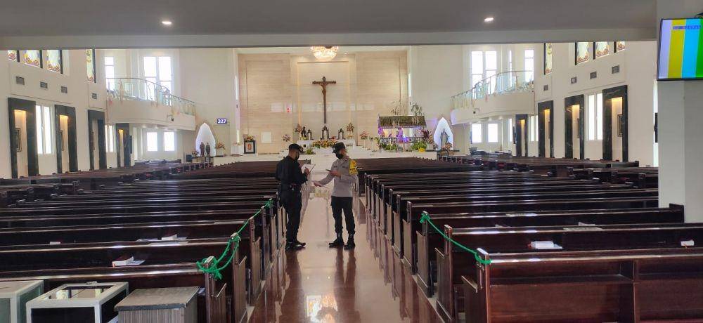 Polda Kaltim mengamankan sejumlah gereja di kota dan kabupaten setempat selama Natal dan Tahun Baru 2023, Sabtu (24/12/2022). Foto Istimewa