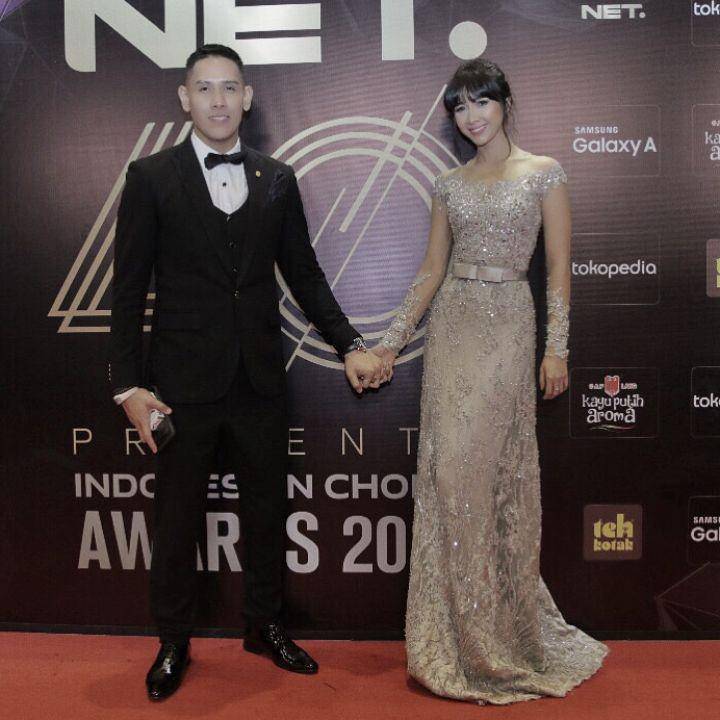 Gaya kondangan Andrea Dian (instagram.com/andreadianbimo)