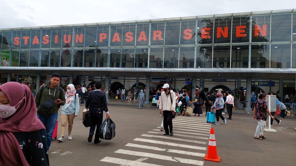 Stasiun Pasar Senen Sediakan Porter Gratis bagi Penumpang Disabilitas