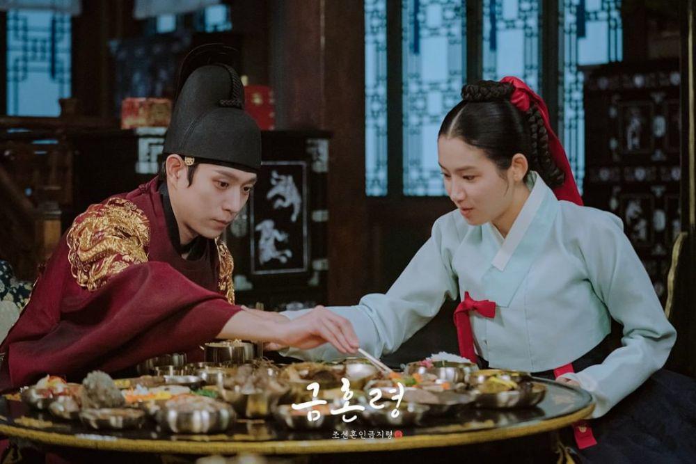 10 Potret Park Joo Hyun dan Lawan Main di Drakor, Chemistry Apik!