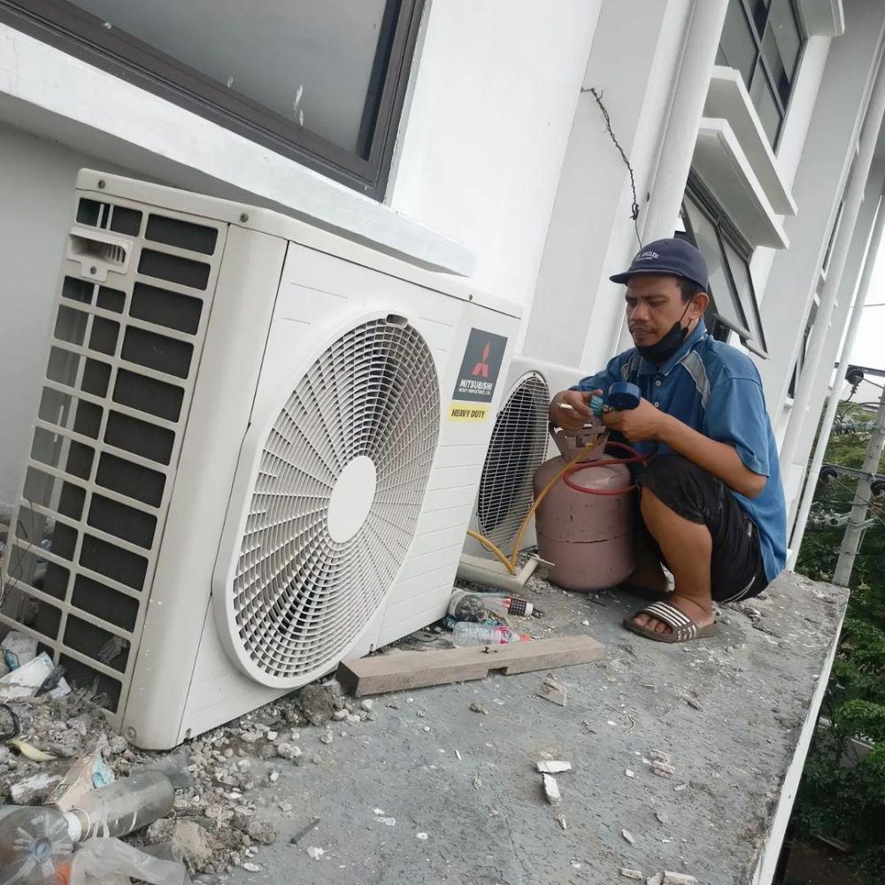 Sanjaya Teknik (instagram.com/serviceacsurabaya1)