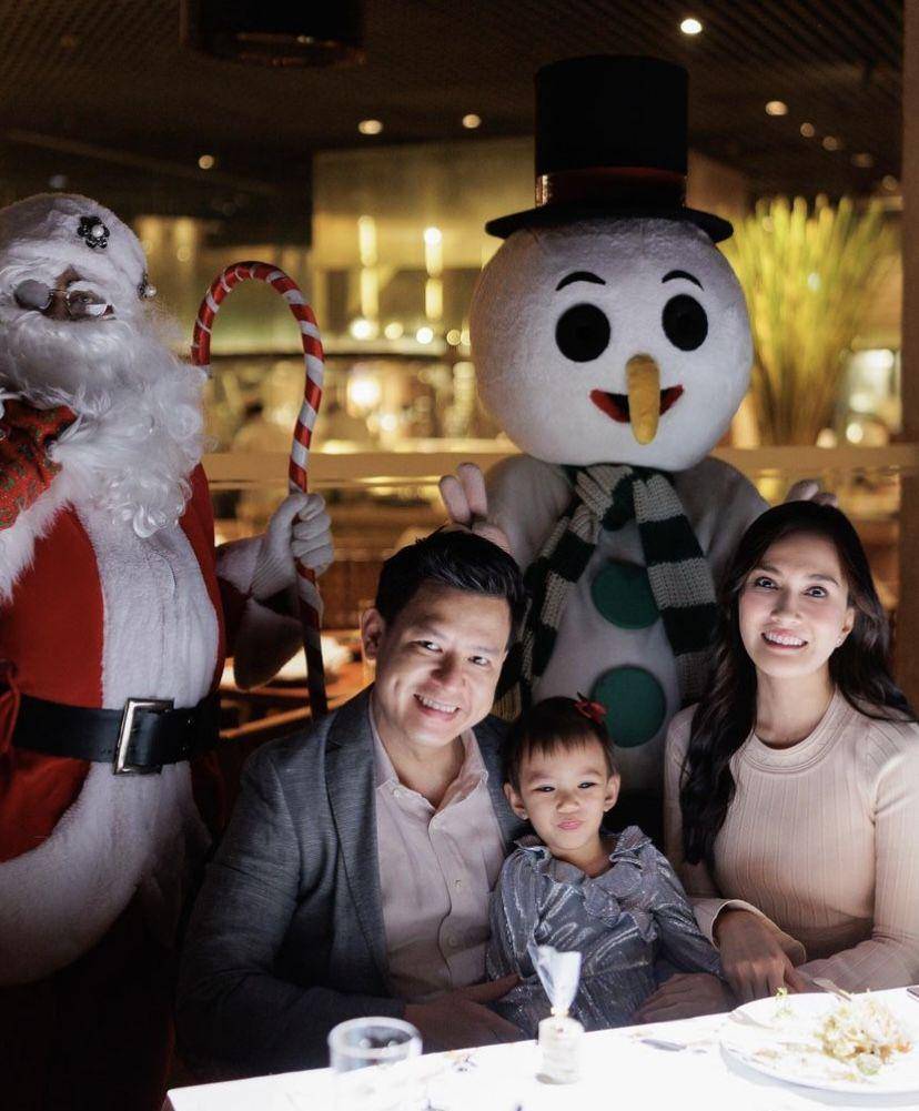 momen perayaan natal keluarga Shandy Aulia (instagram.com/shandyaulia)