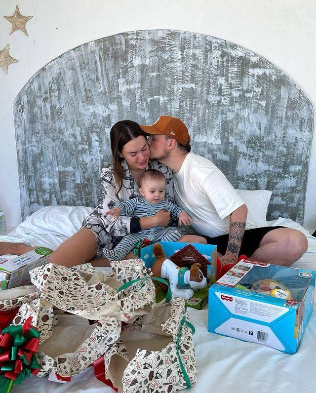 Potret Beauty Queen Dunia Saat Rayakan Natal 2022  (Instagram.com/stephistegman)