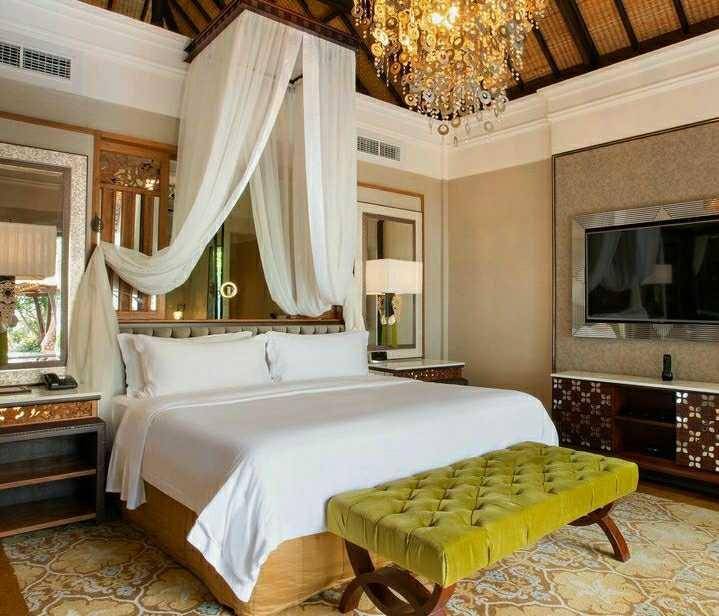 The St. Regis Nusa Dua (instagram.com/stregisbali)