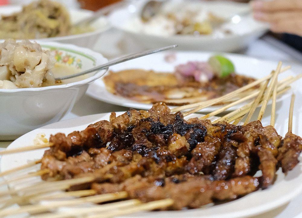5 Tempat Makan Keluarga di sekitar Stasiun Solo Balapan