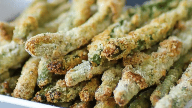 Ilustrasi kacang panjang krispi (dizzybusyandhungry.com)