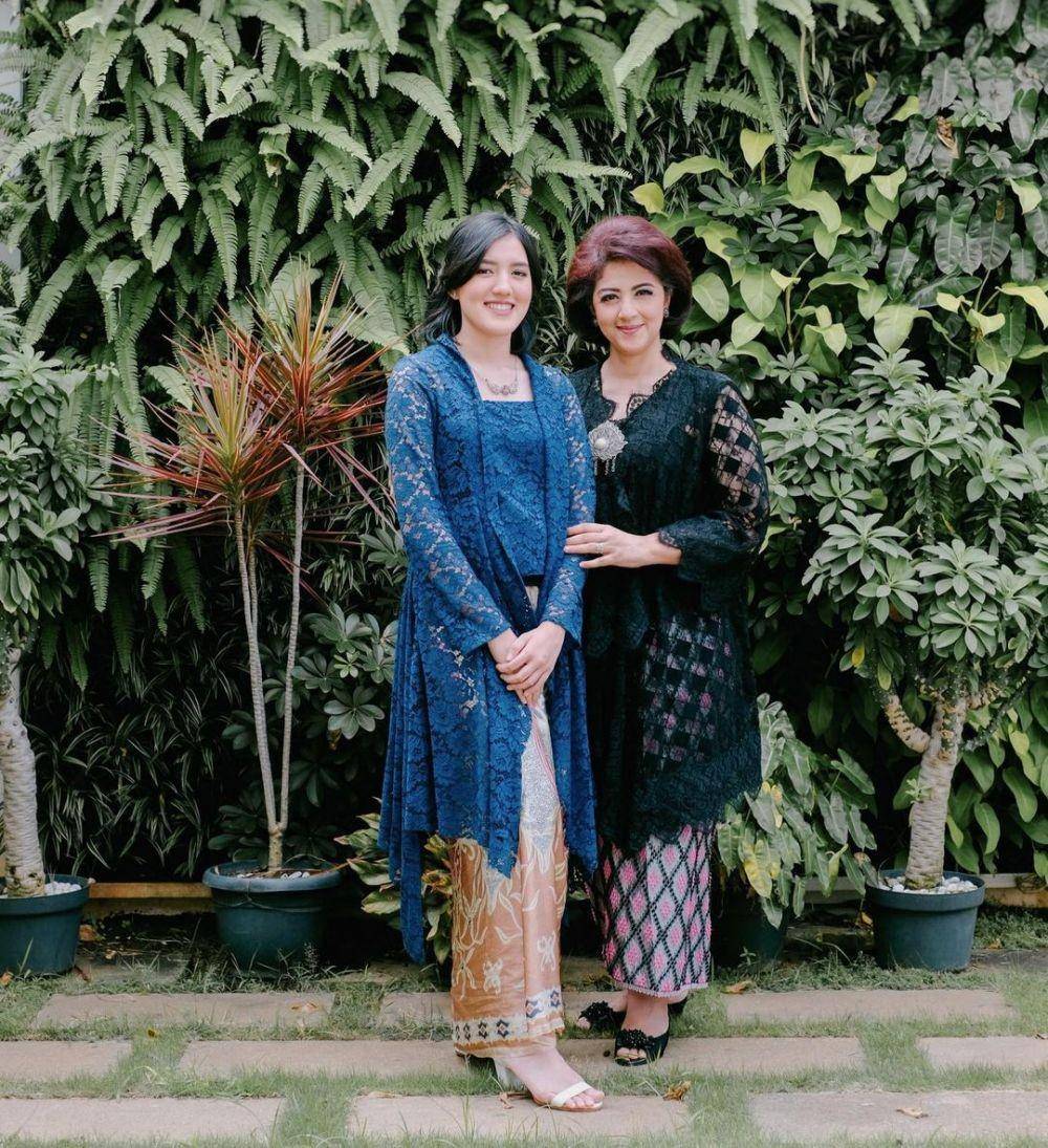 Kebaya Ify Alyssa. (instagram.com/ifyalyssa)