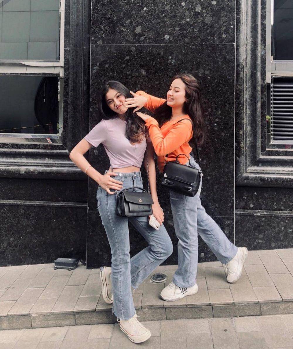 outfit santai untuk hangout ala Flavio Zaviera (instagram.com/flaviozavieraa)