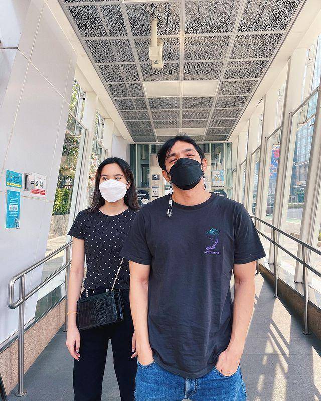 potret Abimana Aryasatya dan sang putri (instagram.com/satinezaneta)