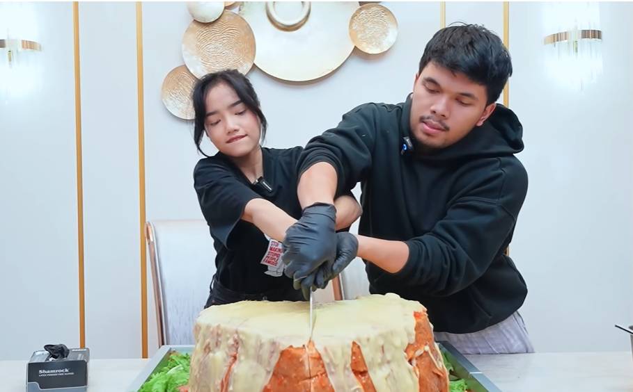 Fuji dan Thariq (YouTube.com/Fuji an)