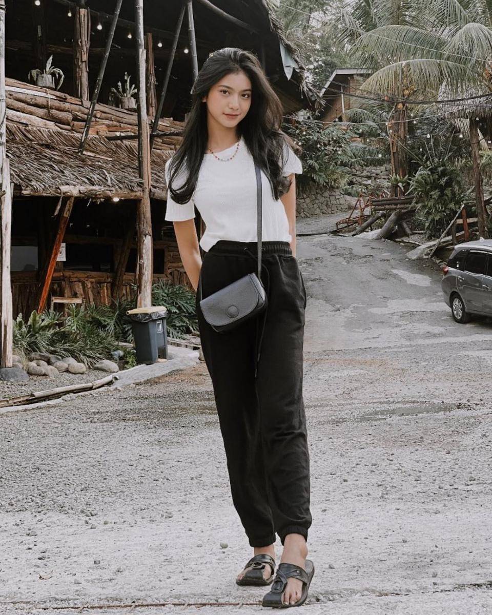 outfit santai untuk hangout ala Flavio Zaviera (instagram.com/flaviozavieraa)