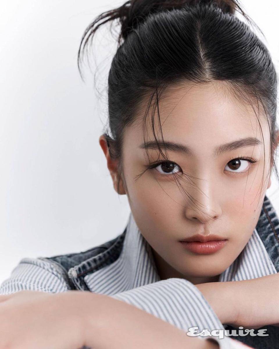 Oh Ye Ju (instagram.com/oh.yeju)