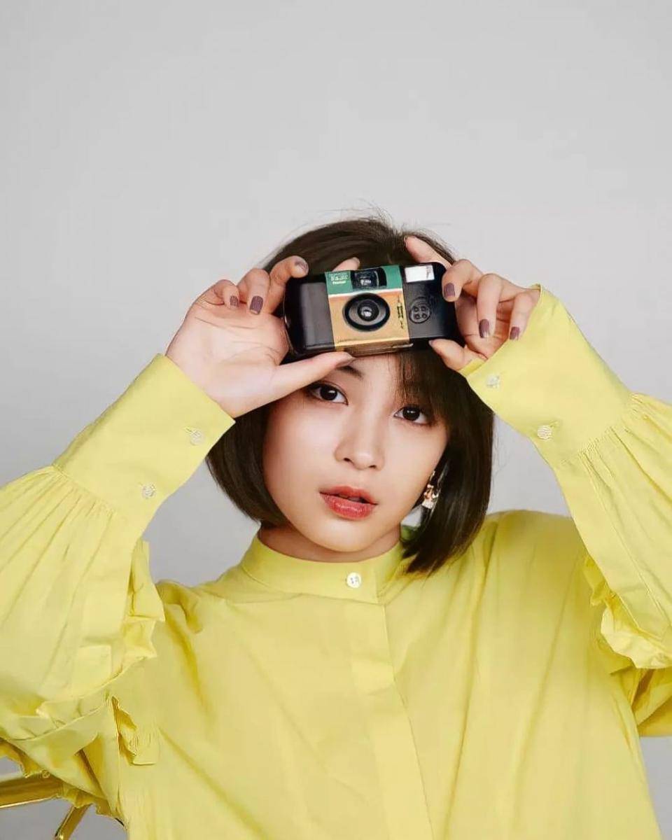 Suzu Hirose (instagram.com/suzu_hirose_love2)