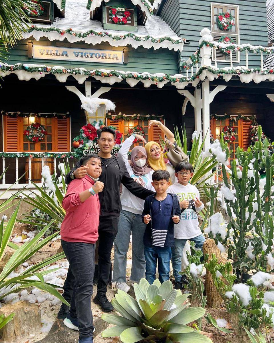 potret Juliana Moechtar dan keluarga liburan di Dufan (instagram.com/julianamoechtar)