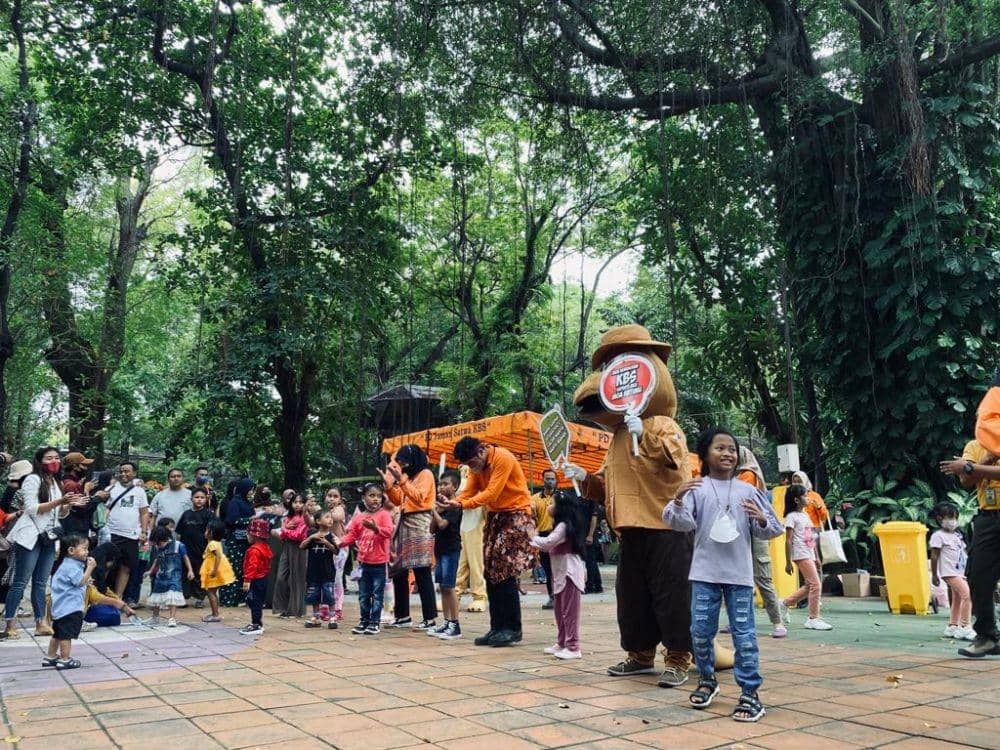 Suasana pengunjung di KBS saat menikmati libur Natal. Dok. PDTS KBS.
