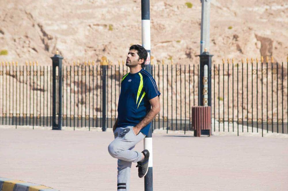 ilustrasi bersandar (pexels.com/SHAHBAZ AKRAM)