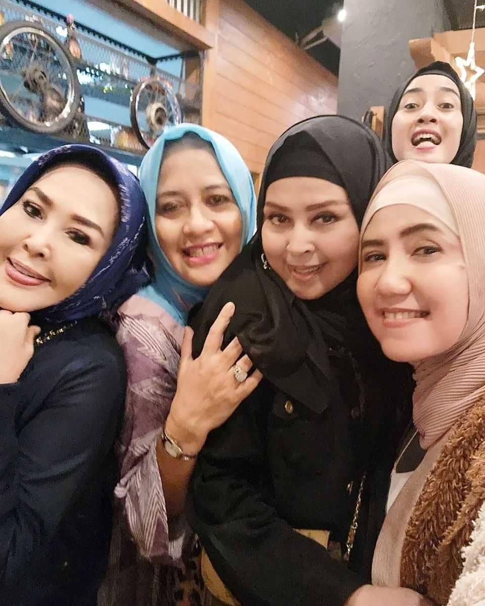 potret Ine Sinthya dkk. (instagram.com/inesinthya)