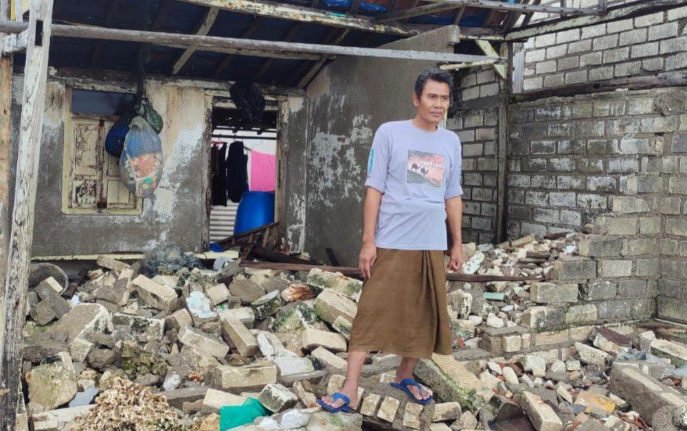 Tujuh Rumah Milik Warga Tuban Rusak Disapu Ombak