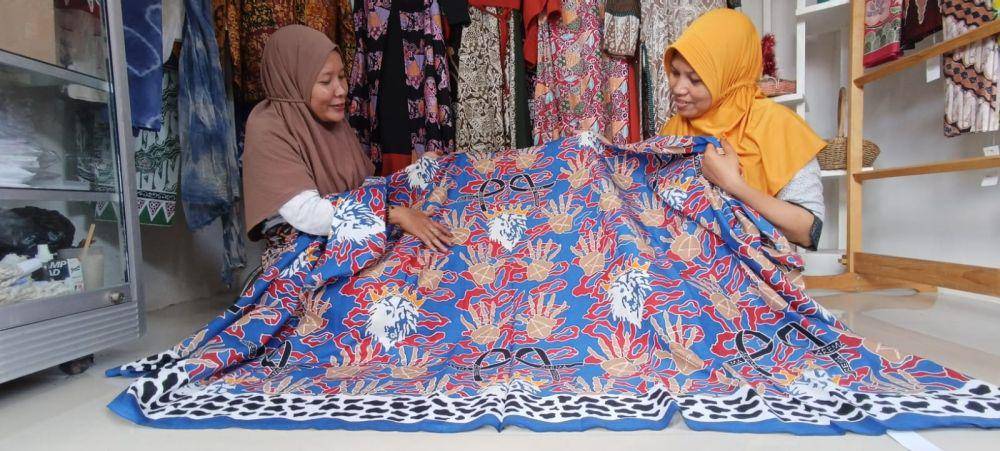 Batik Tragedi Kanjuruhan dari Butik Lintang Malang. (IDN Times/Istimewa)