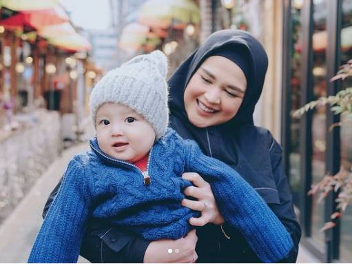 Jourell, anak kedua Cut Meyriska dan Roger Danuarta. (instagram.com/cutratumeyriska)