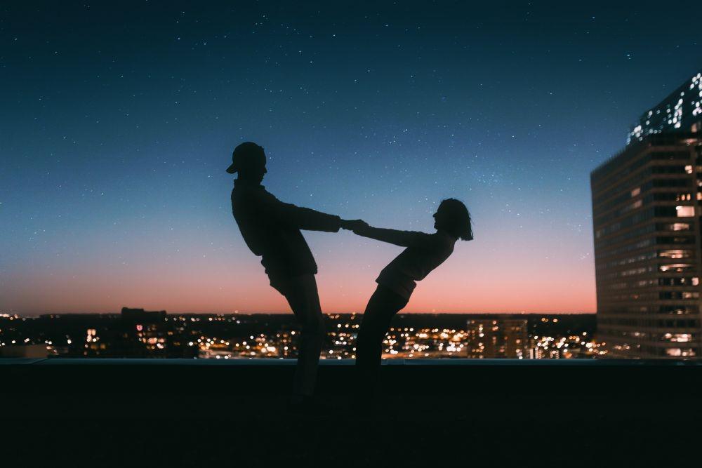 15 Ide Ucapan Tahun Baru untuk Pacar, Wujud Bahagia dan Doa Langgeng