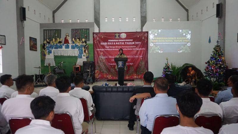 Penyerahan simbolis Remisi Khusus Natal kepada 103 warga binaan di DIY. (Dok. Kanwil Kemenkumham Yogyakarta)