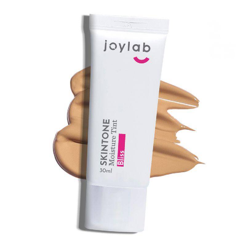 ilustrasi makeup dengan skincare benefit (www.istyle.id)