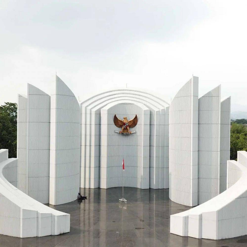 potret Monumen Perjuangan Rakyat Jawa Barat (instagram.com/infowisata202)