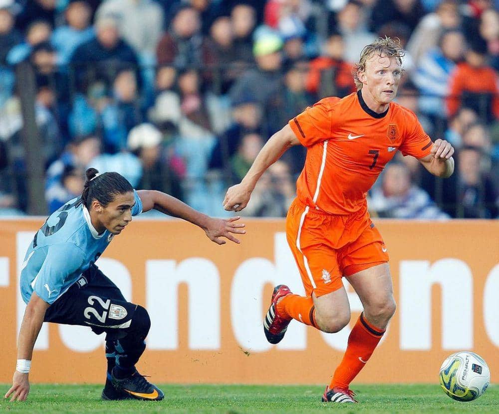 5 Penyerang Berkebangsaan Belanda yang Pernah Berseragam Liverpool