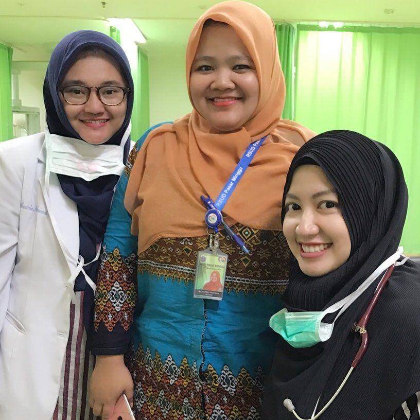 dr. Pramaisshela Arinda (instagram.com/pramaisshelarinda.md)