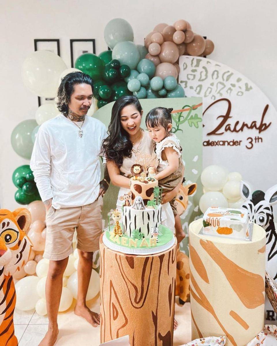 potret ulang tahun ke-3 Zaenab (instagram.com/eriskanakesya)