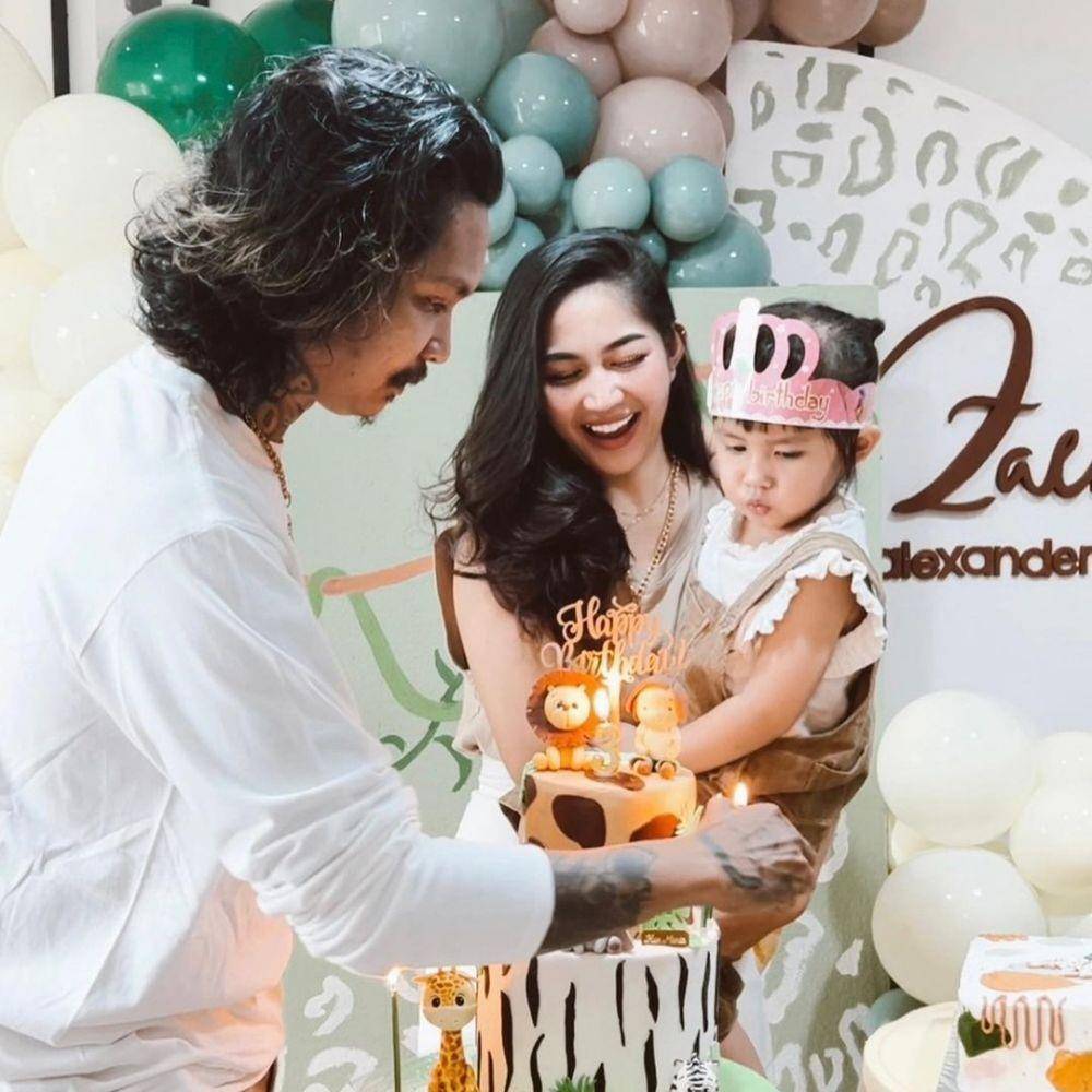 potret ulang tahun ke-3 Zaenab (instagram.com/young_lex18)