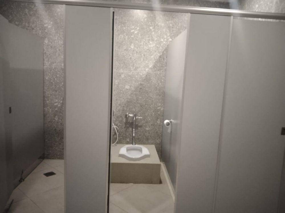 Toilet MCC yabg akhirnya disekat. (IDN Times/Rizal Adhi Pratama)