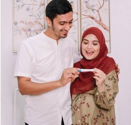 Vebby Palwinta akan melahirkan di 2023. (instagram.com/vebby_palwinta)