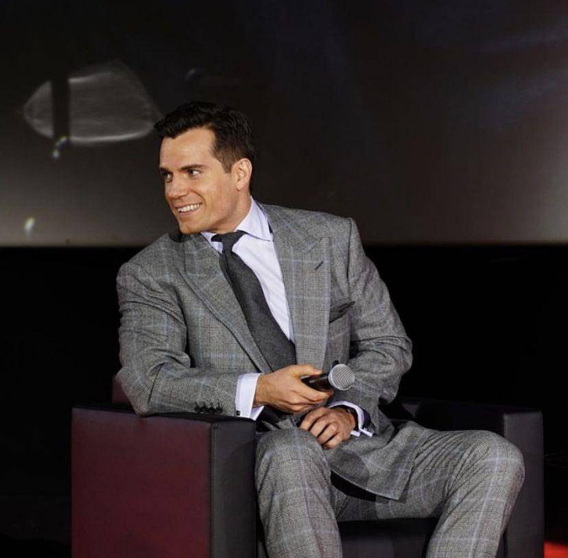 potret Henry Cavill (instagram.com/henrycavill)
