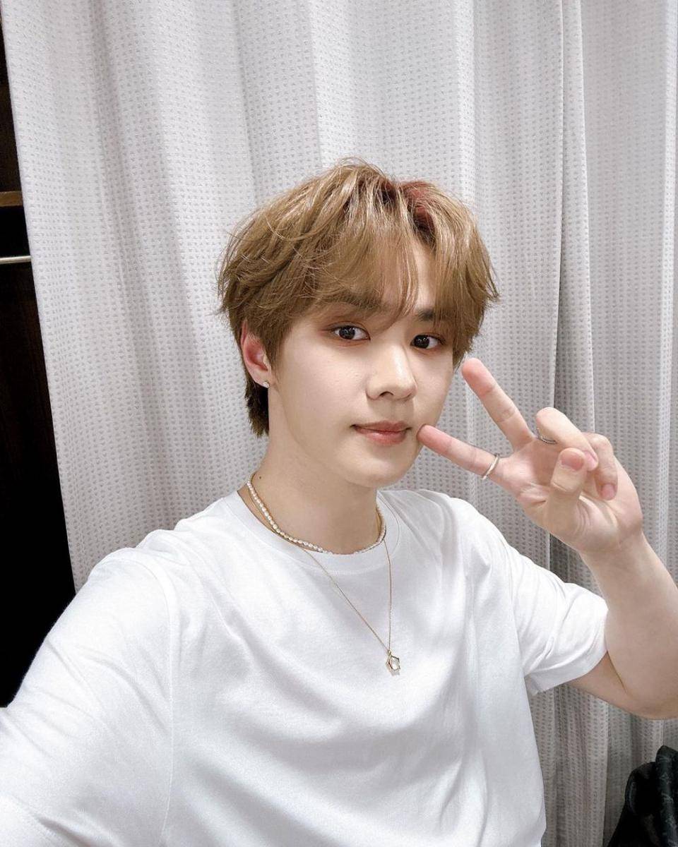 KUN NCT (instagram.com/kun11xd)