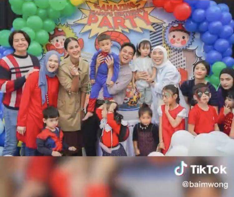 Momen Ulang Tahun Ketiga Kiano Tiger Wong. (tiktok.com/baimwong)