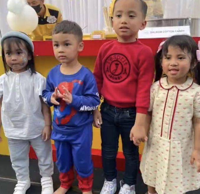 Momen Ulang Tahun Ketiga Kiano Tiger Wong (instagram.com/rachelvennya)