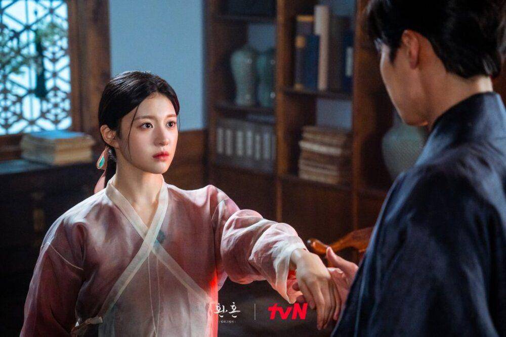 Go Yoon Jung di Alchemy of Souls: Light and Shadow (instagram.com/tvn_drama)