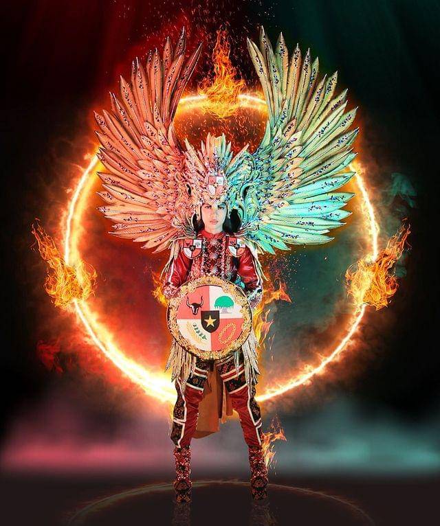 Potret Kostum Nasional Indonesia di Berbagai Ajang Kecantikan Dunia Sepanjang 2022 (Instagram.com/eljohn.pageants)