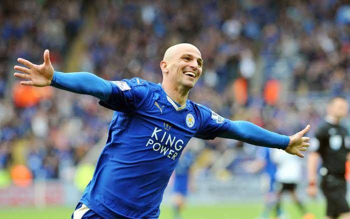 Esteban Cambiasso (lcfc.com)
