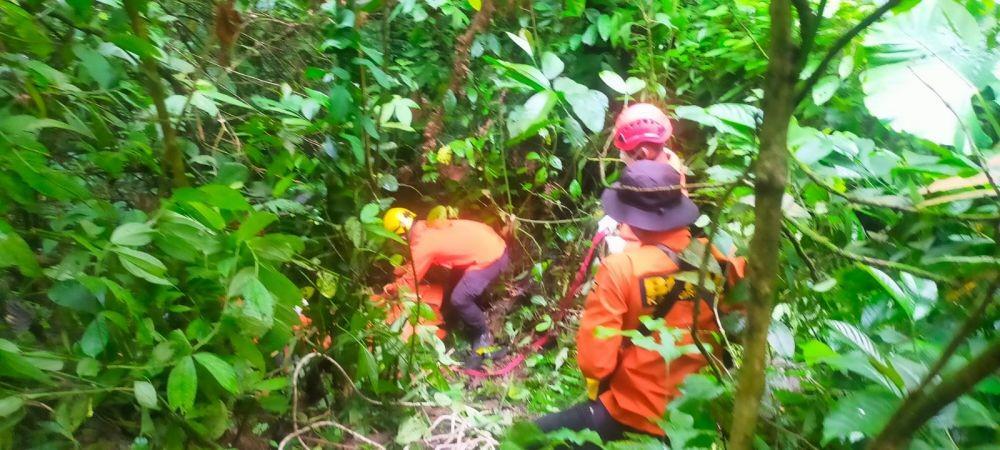 Terpeleset saat Berburu Burung, Mbah Khalimi Tewas di Curug Ireng Brebes