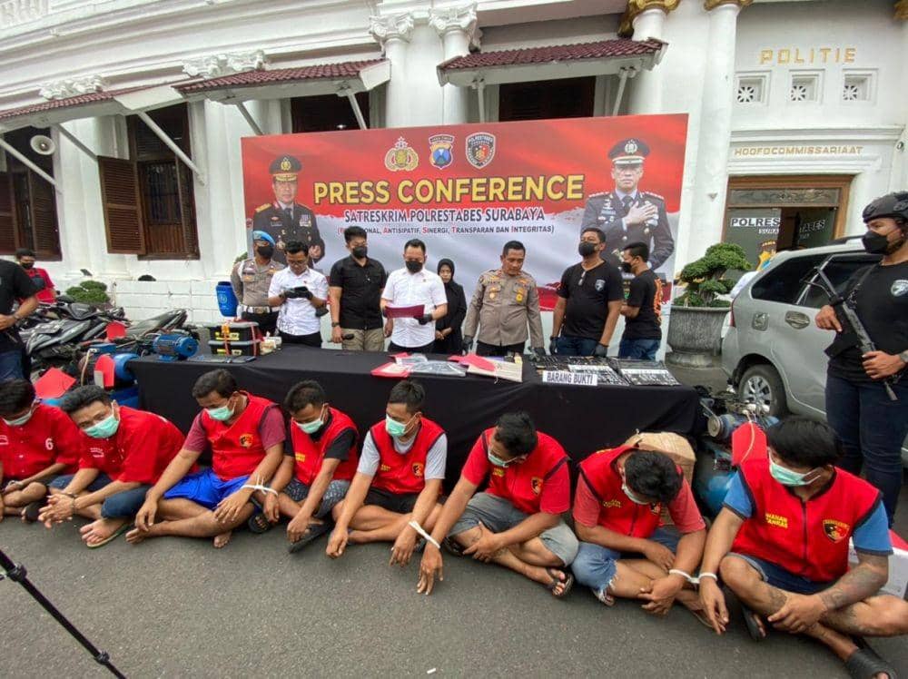 Komplotan Spesialis Pembobol Gudang di Surabaya Diringkus Polisi
