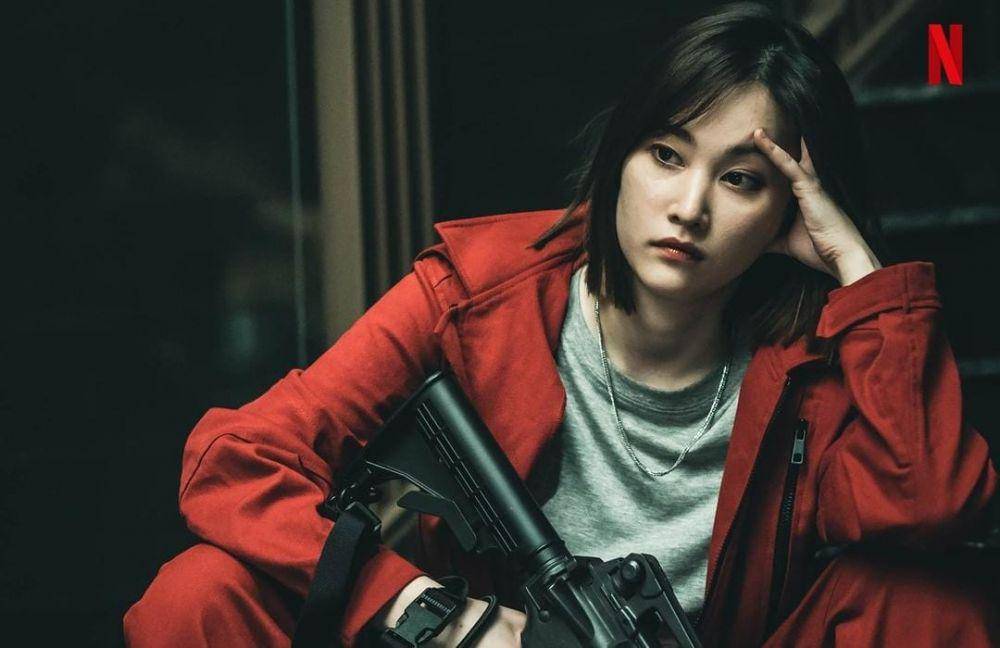 Jeon Jeong Seo di drama Money Heist: Korea (instagram.com/netflixkr)