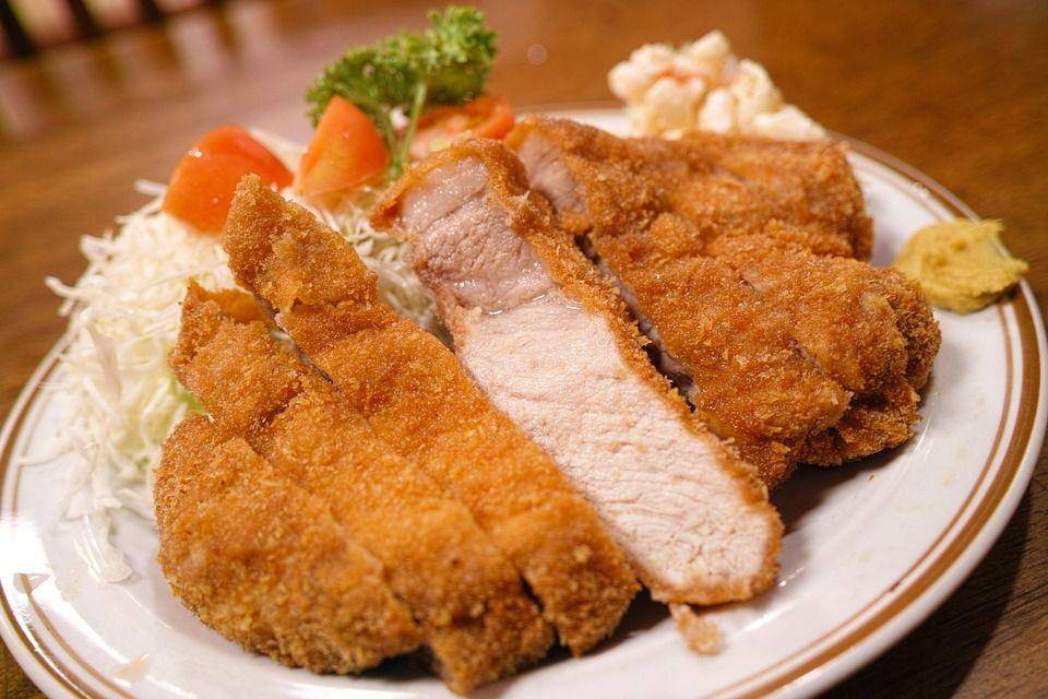 ilustrasi chicken katsu (pixabay.com/takedahrs)