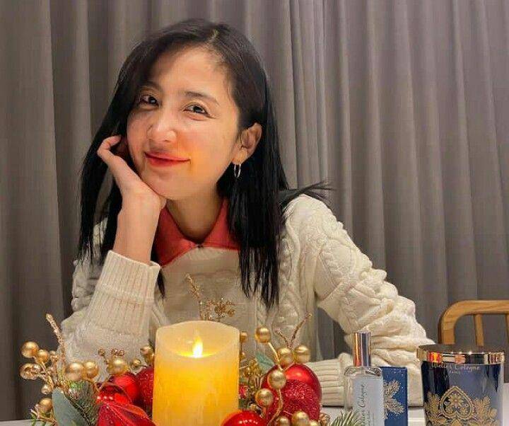 Shin Dong Mi (instagram.com/dongmi_shin)