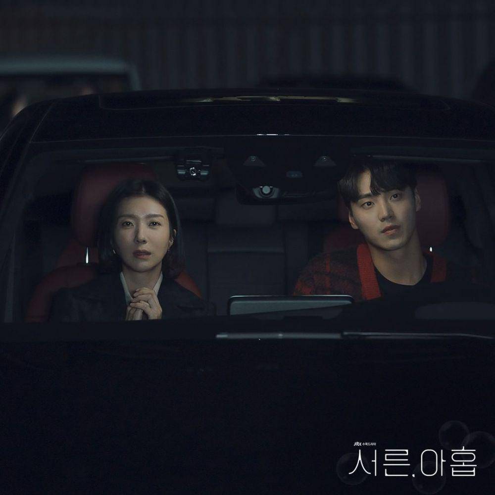 Jang Joo Hee (Kim Ji Hyun) dan Park Hyeon Jun (Lee Tae Hwan) di Thirty Nine (instagram.com/jtbcdrama)