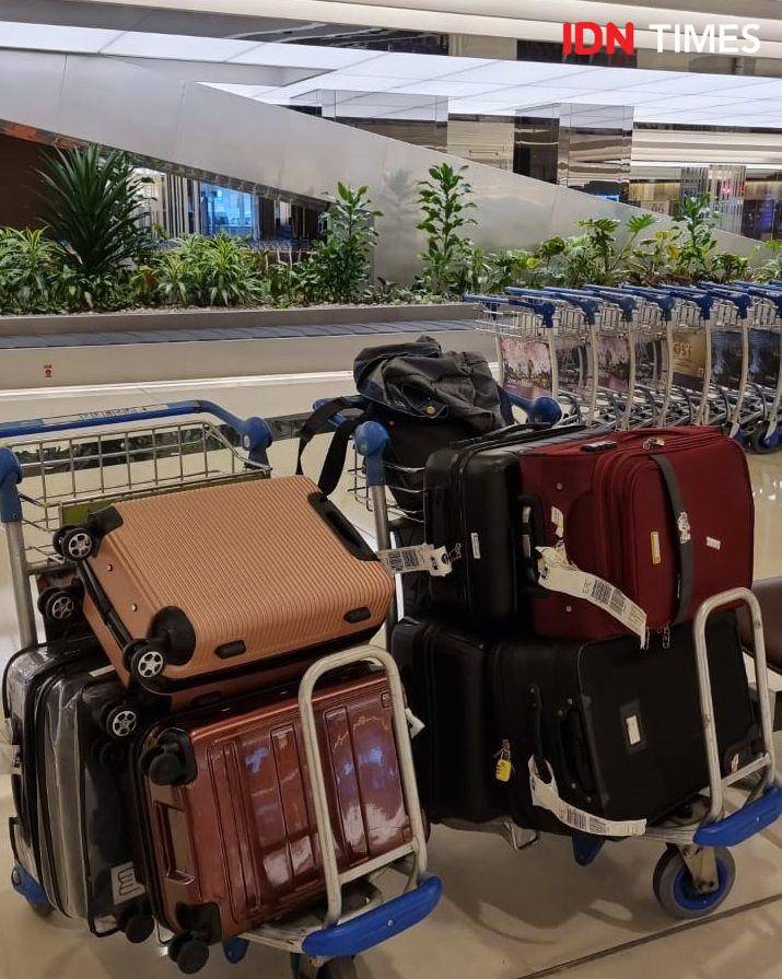 Ilustrasi bagasi di Bandara Changi, Singapura (IDN Times/Dhiya Awlia Azzahra)